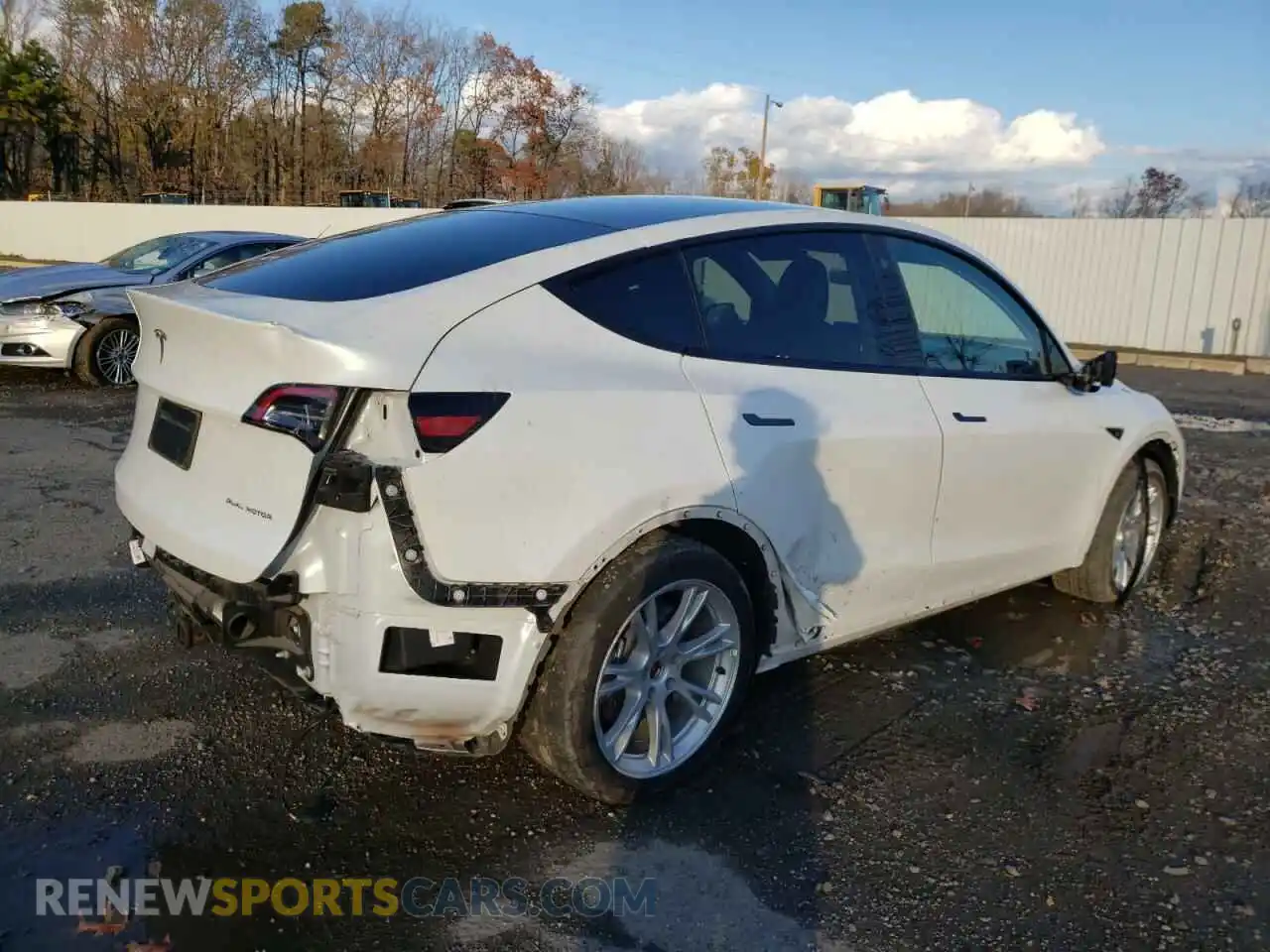 3 fotografías del automóvil dañado 5YJYGDEE9MF065656 TESLA MODEL Y 2021