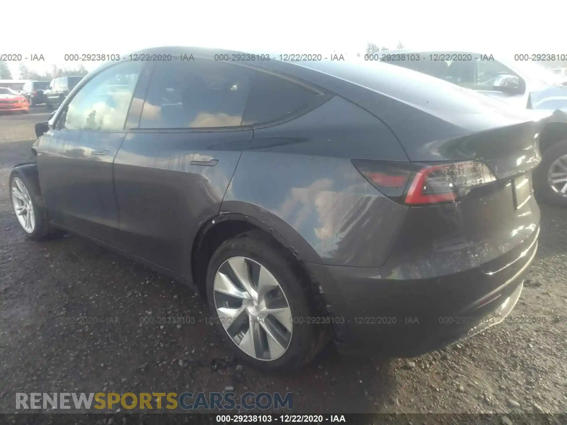3 Photograph of a damaged car 5YJYGDEE9MF077242 TESLA MODEL Y 2021