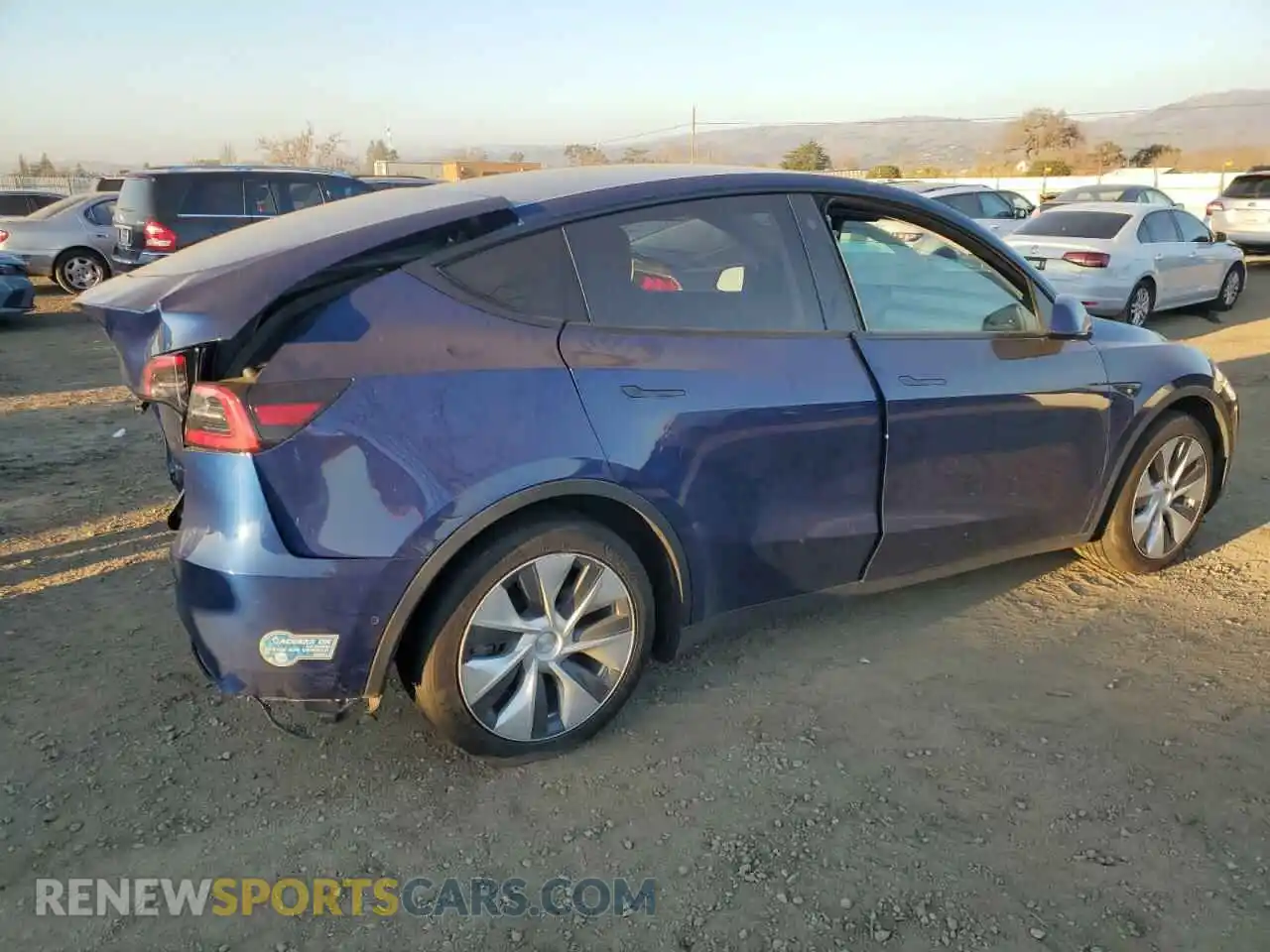 3 Photograph of a damaged car 5YJYGDEE9MF083929 TESLA MODEL Y 2021
