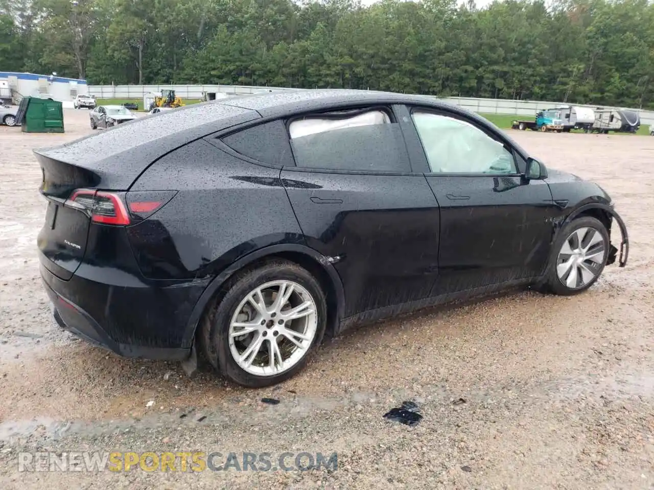 3 Photograph of a damaged car 5YJYGDEE9MF085227 TESLA MODEL Y 2021