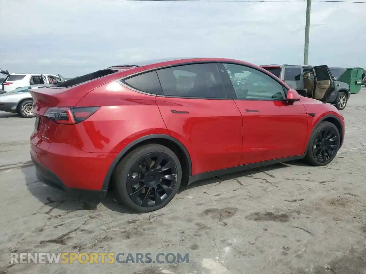 3 fotografías del automóvil dañado 5YJYGDEE9MF088399 TESLA MODEL Y 2021