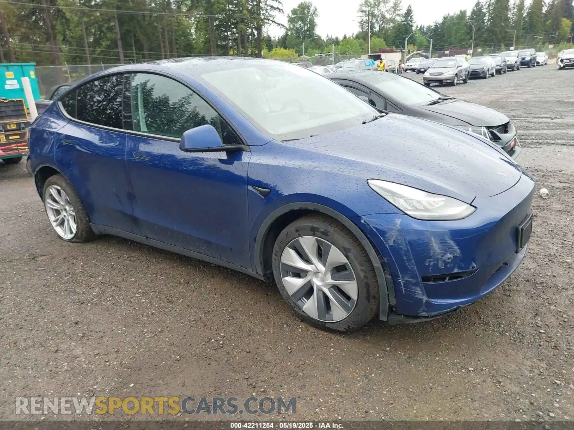 1 Photograph of a damaged car 5YJYGDEE9MF117500 TESLA MODEL Y 2021