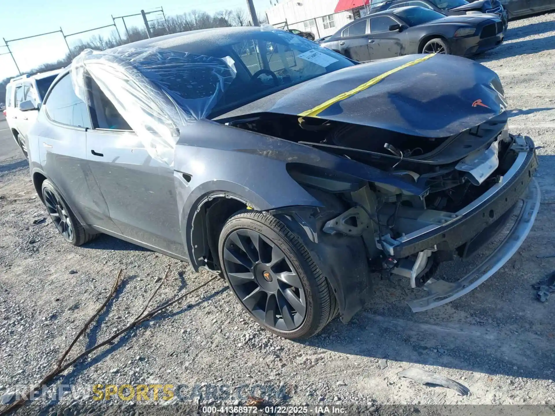 1 Photograph of a damaged car 5YJYGDEE9MF119909 TESLA MODEL Y 2021