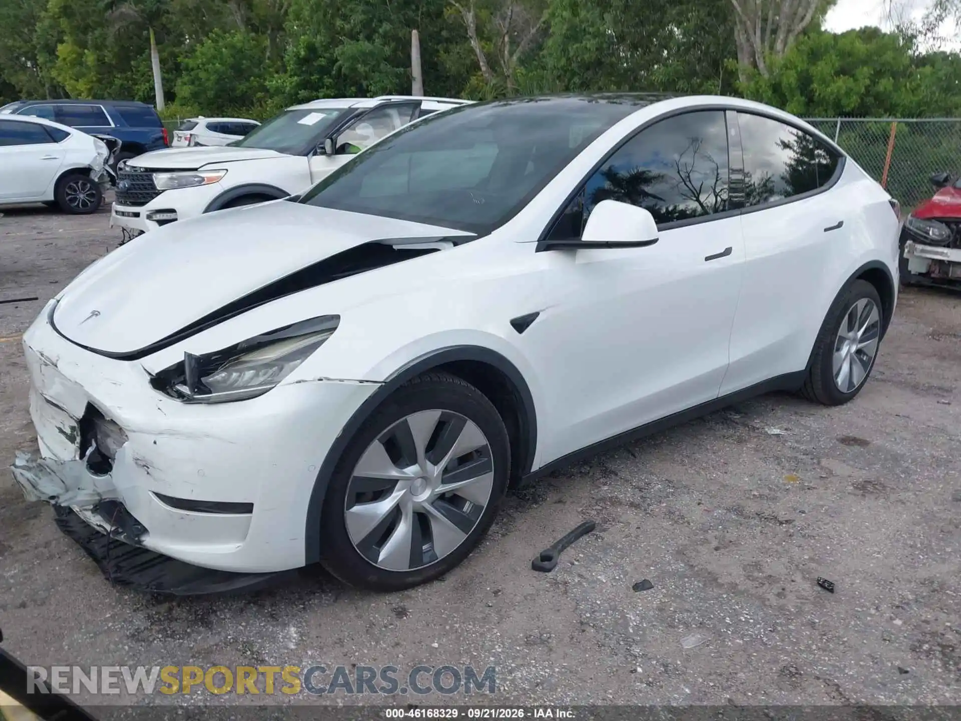 2 fotografías del automóvil dañado 5YJYGDEE9MF153705 TESLA MODEL Y 2021