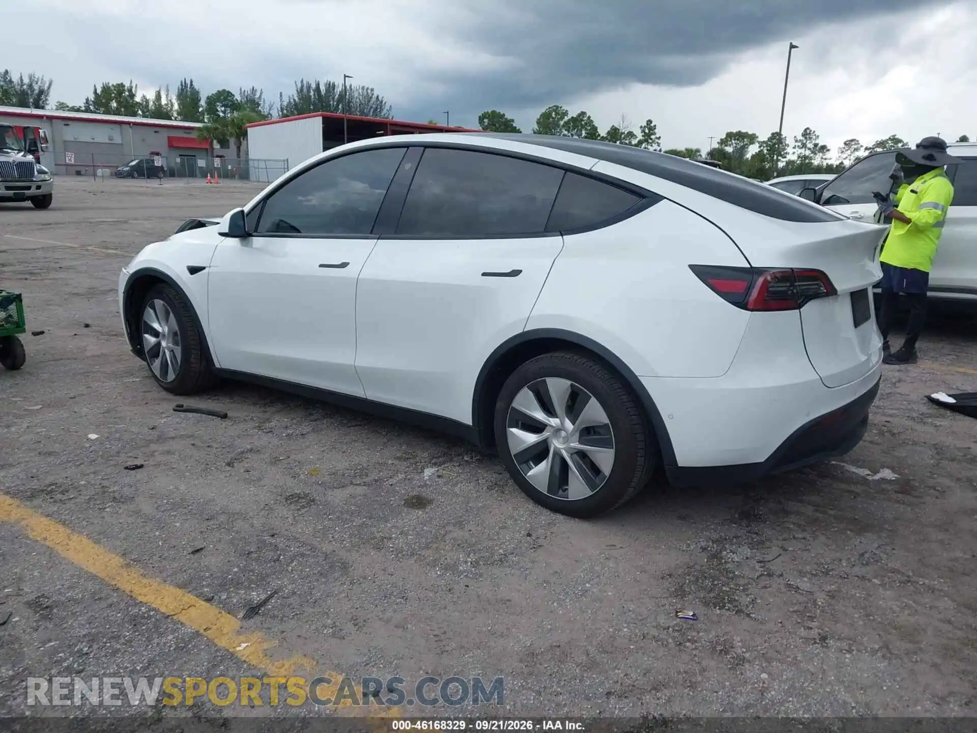 3 fotografías del automóvil dañado 5YJYGDEE9MF153705 TESLA MODEL Y 2021