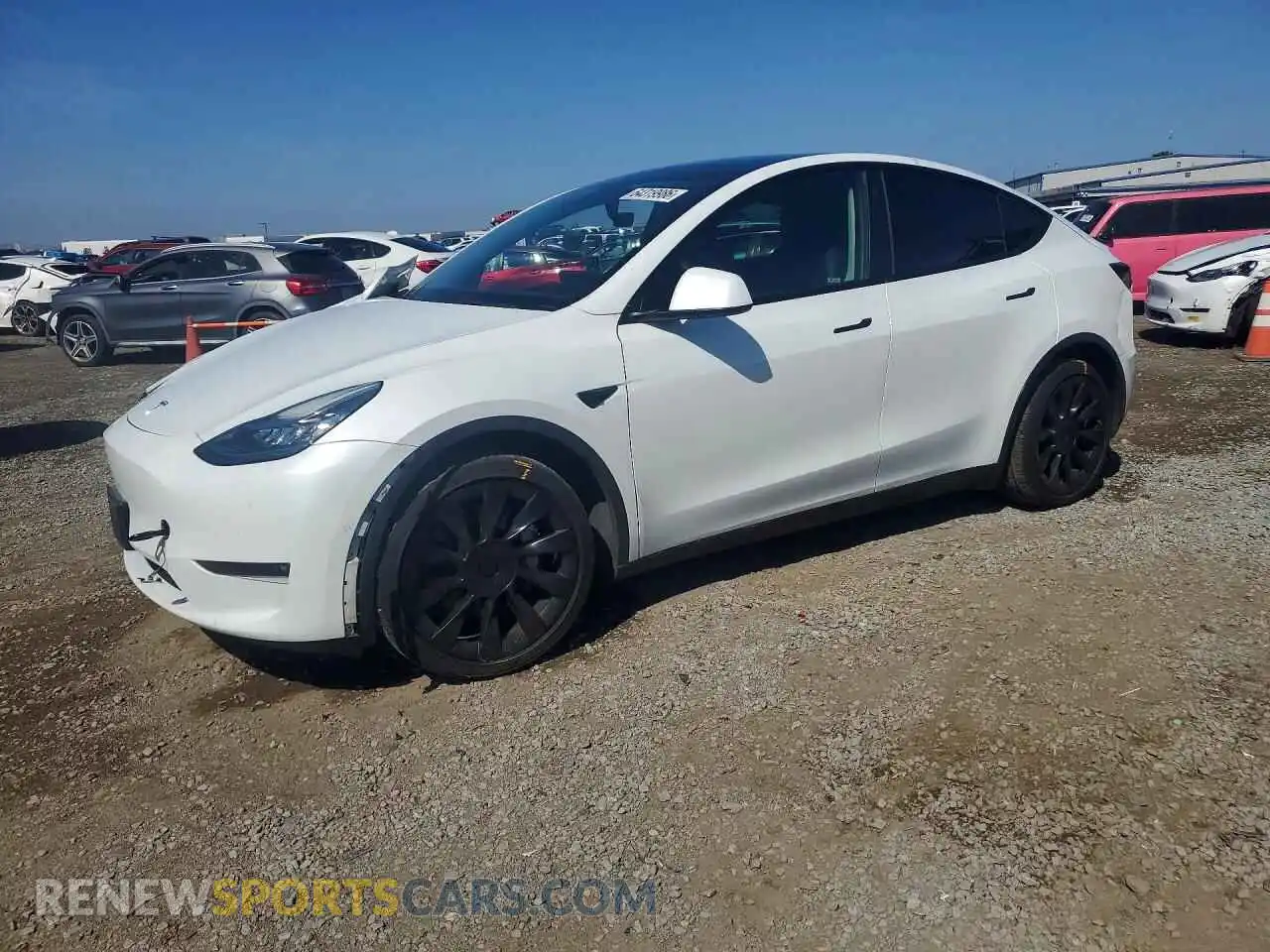 1 Photograph of a damaged car 5YJYGDEE9MF159097 TESLA MODEL Y 2021