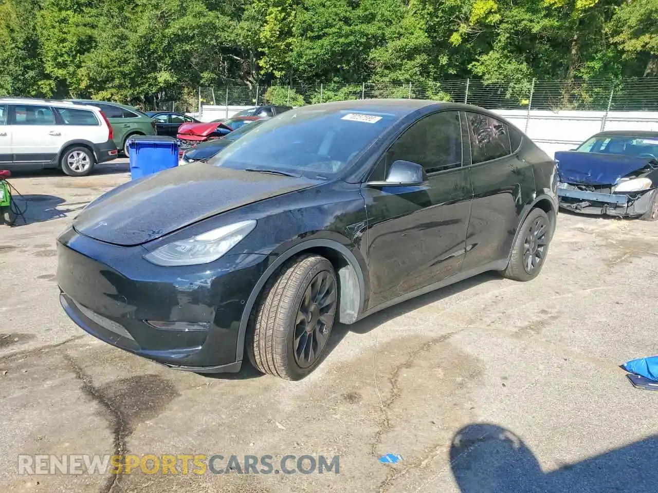 1 Photograph of a damaged car 5YJYGDEE9MF173145 TESLA MODEL Y 2021