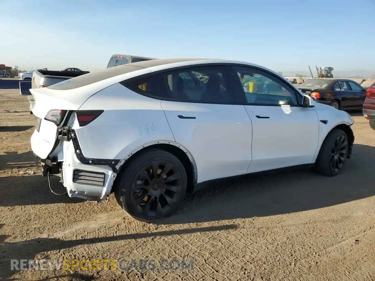 3 Photograph of a damaged car 5YJYGDEE9MF185179 TESLA MODEL Y 2021