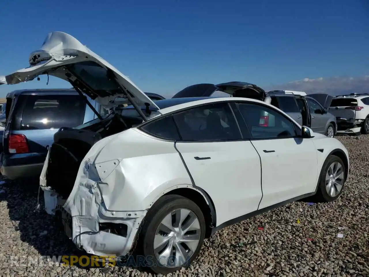 3 Photograph of a damaged car 5YJYGDEE9MF188874 TESLA MODEL Y 2021