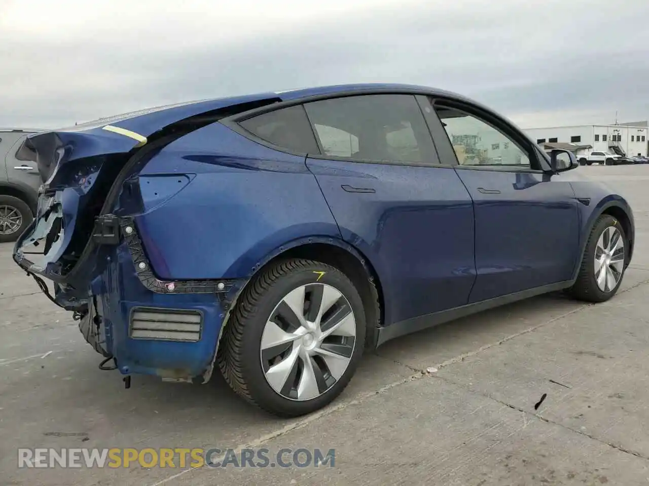3 Photograph of a damaged car 5YJYGDEE9MF202594 TESLA MODEL Y 2021