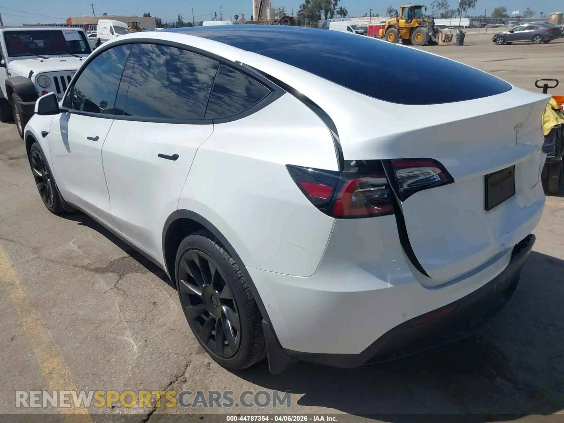 3 Photograph of a damaged car 5YJYGDEE9MF202899 TESLA MODEL Y 2021