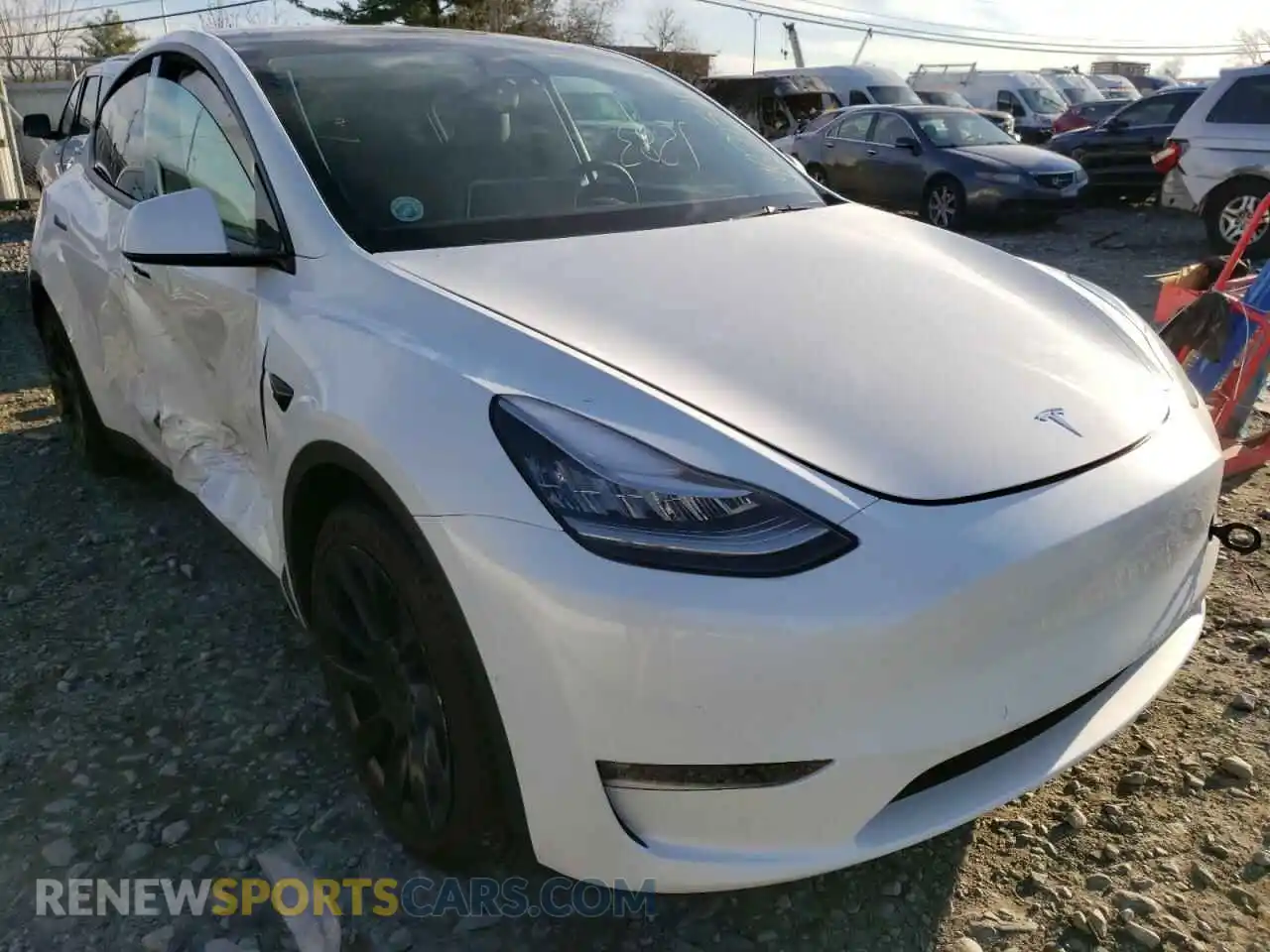 1 Photograph of a damaged car 5YJYGDEE9MF208301 TESLA MODEL Y 2021