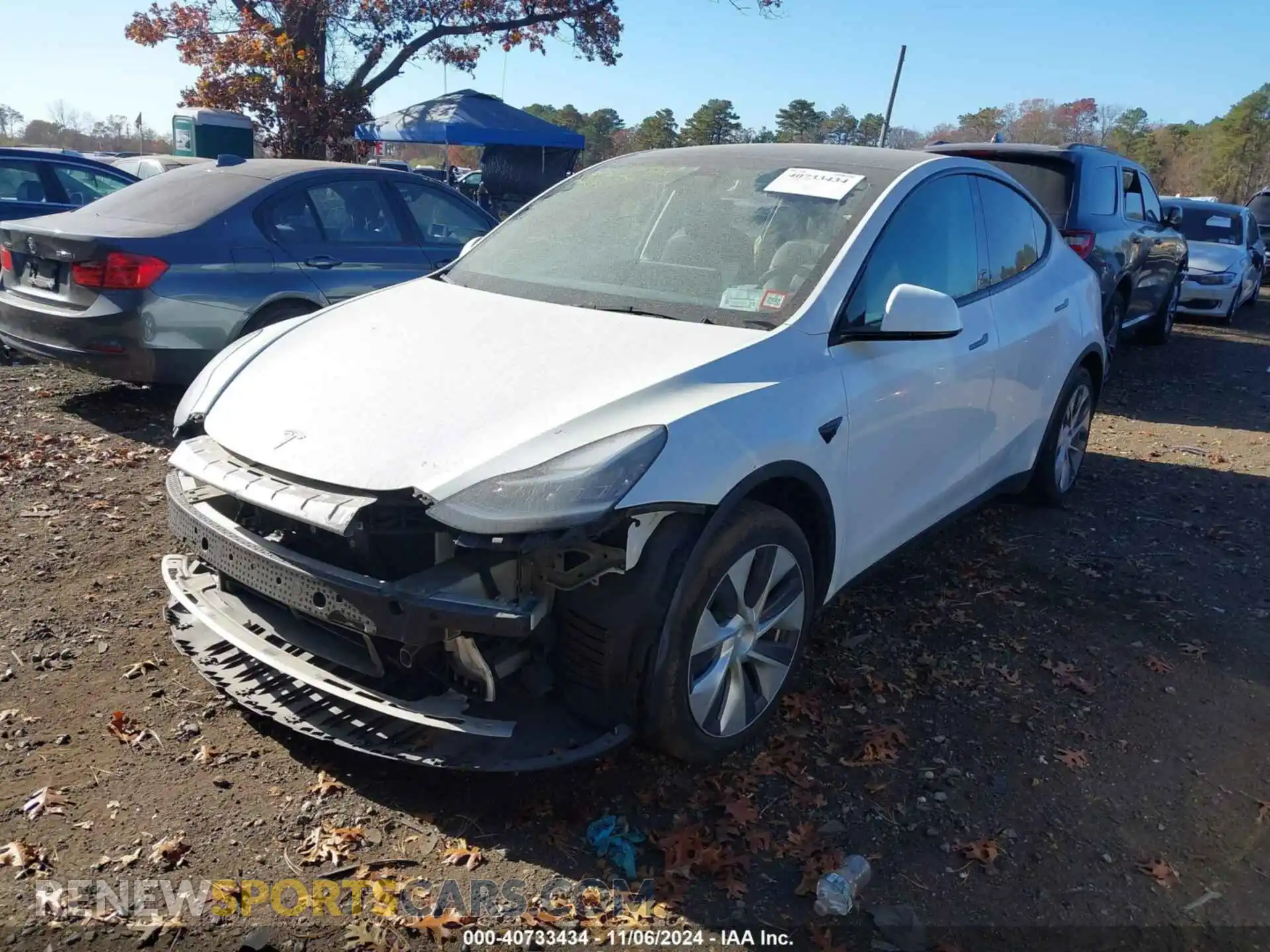 2 Photograph of a damaged car 5YJYGDEE9MF209142 TESLA MODEL Y 2021