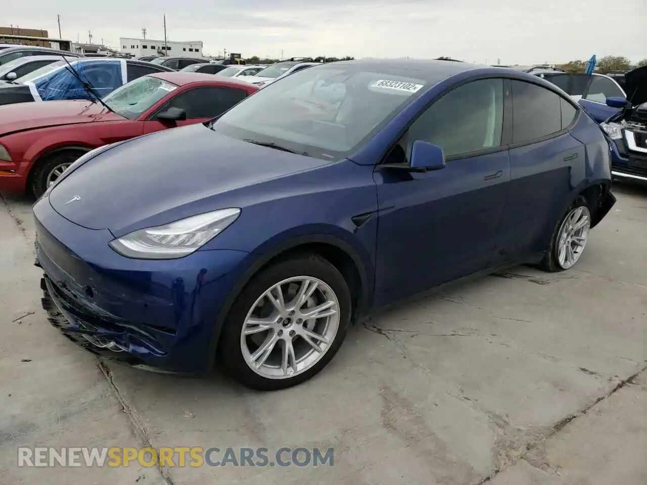 1 Photograph of a damaged car 5YJYGDEE9MF211134 TESLA MODEL Y 2021