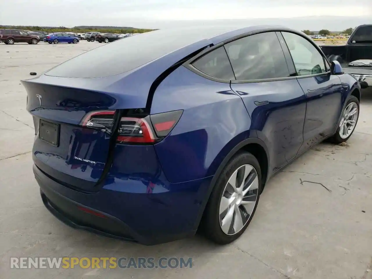 3 Photograph of a damaged car 5YJYGDEE9MF211134 TESLA MODEL Y 2021