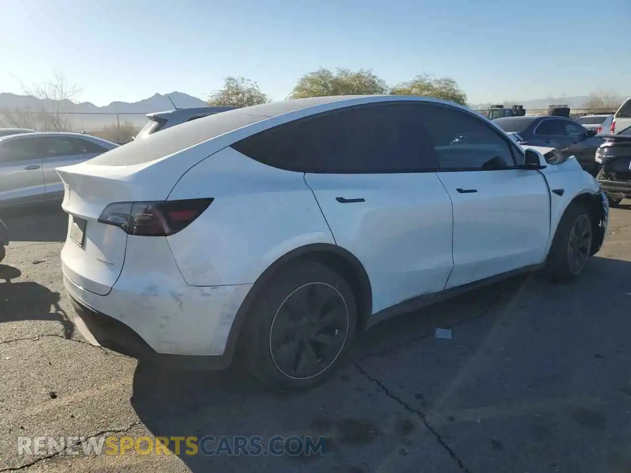 3 Photograph of a damaged car 5YJYGDEE9MF214406 TESLA MODEL Y 2021