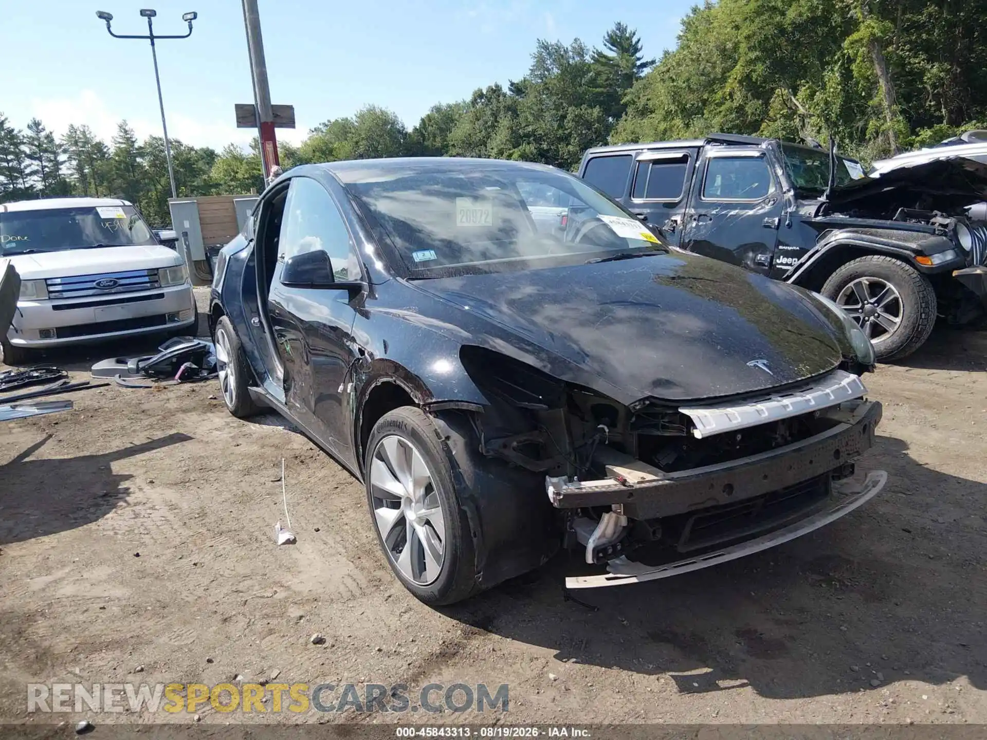 1 Photograph of a damaged car 5YJYGDEE9MF262679 TESLA MODEL Y 2021