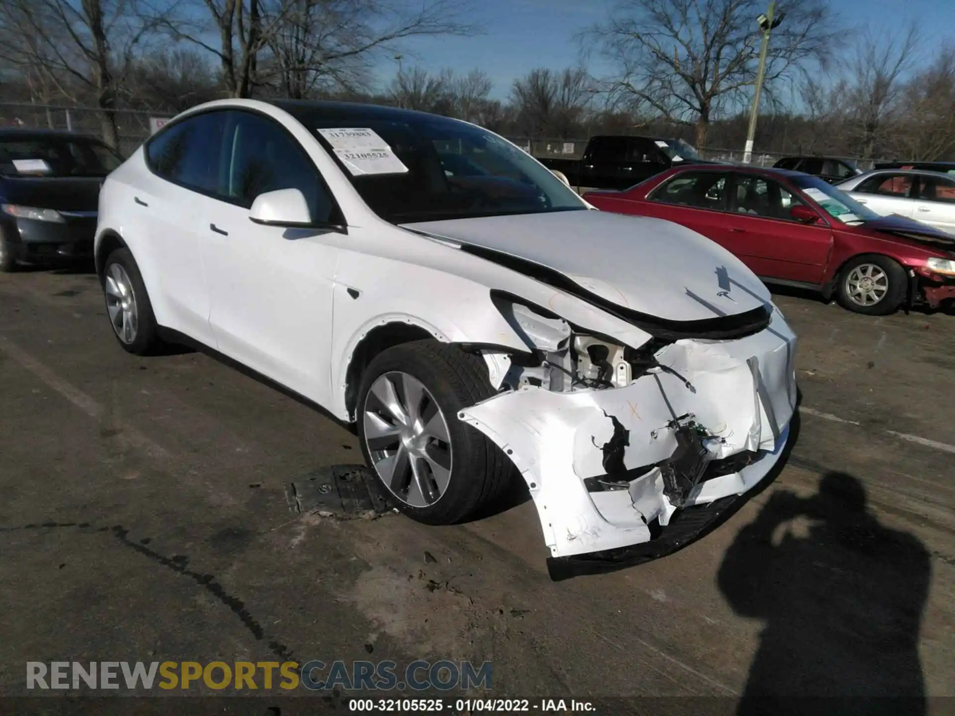 1 Photograph of a damaged car 5YJYGDEE9MF296363 TESLA MODEL Y 2021
