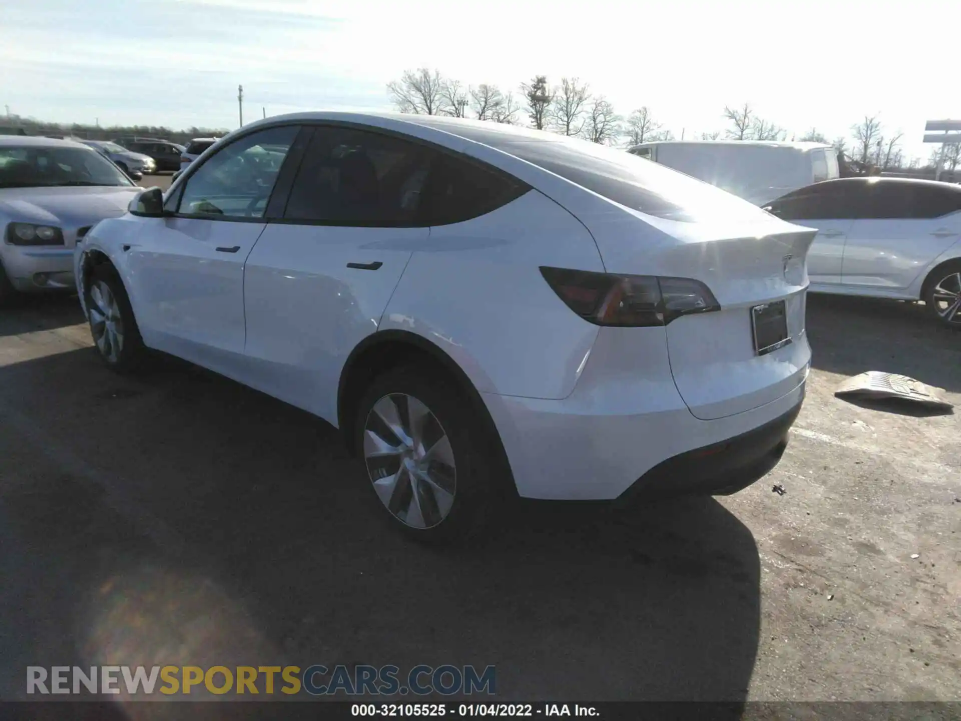 3 Photograph of a damaged car 5YJYGDEE9MF296363 TESLA MODEL Y 2021