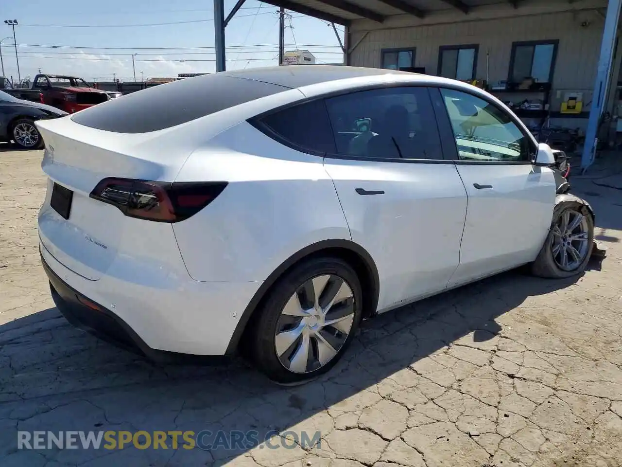 3 fotografías del automóvil dañado 5YJYGDEE9MF296928 TESLA MODEL Y 2021
