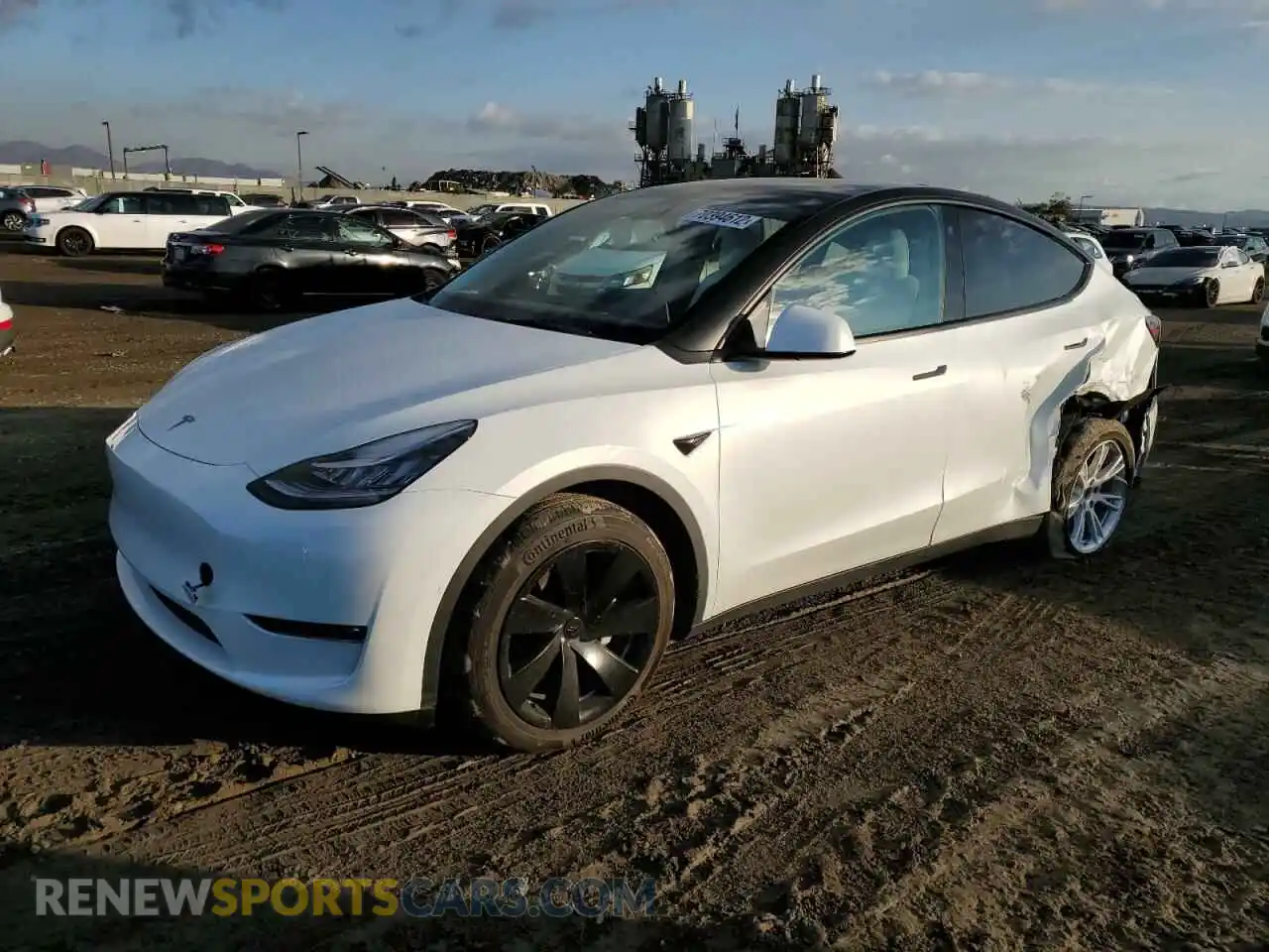 1 Photograph of a damaged car 5YJYGDEE9MF300928 TESLA MODEL Y 2021