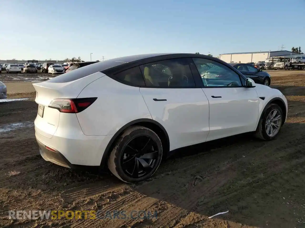 3 Photograph of a damaged car 5YJYGDEE9MF300928 TESLA MODEL Y 2021