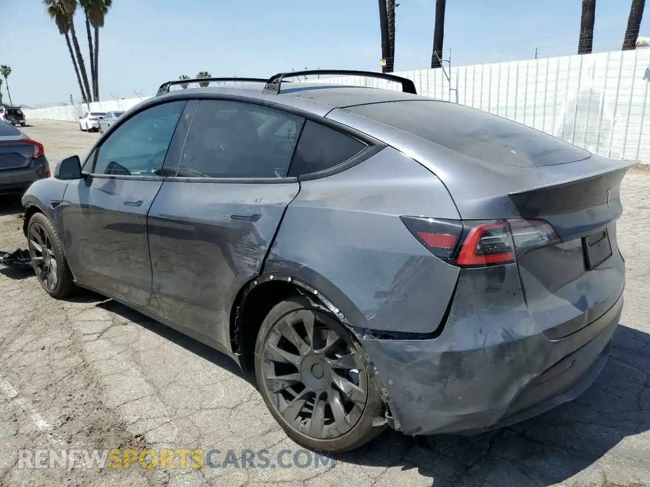 2 Photograph of a damaged car 5YJYGDEEXMF070154 TESLA MODEL Y 2021