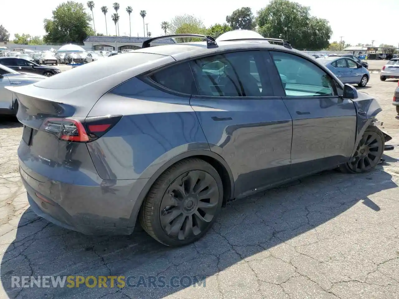 3 Photograph of a damaged car 5YJYGDEEXMF070154 TESLA MODEL Y 2021