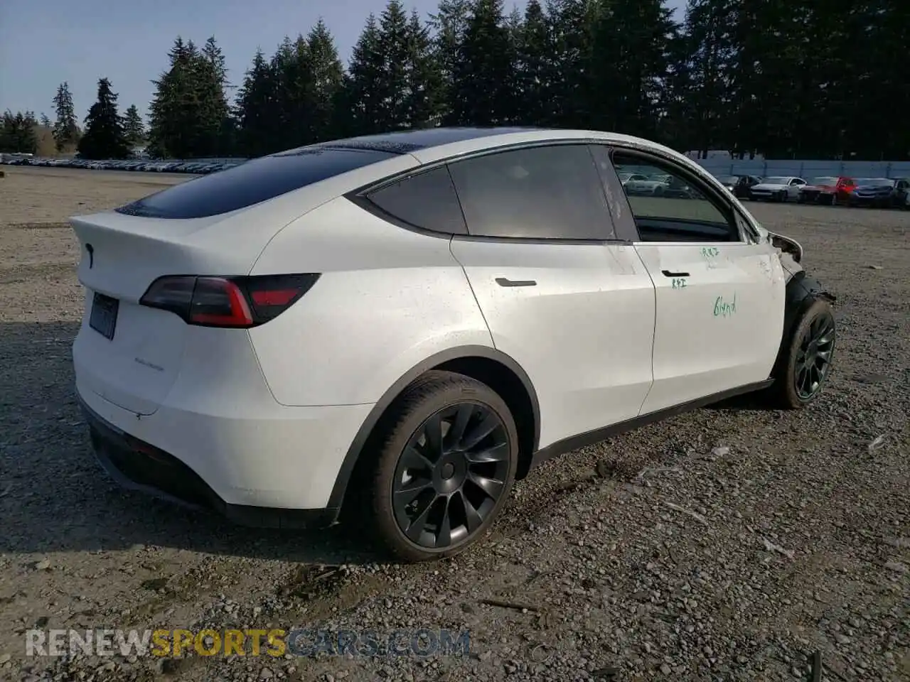 3 Photograph of a damaged car 5YJYGDEEXMF095636 TESLA MODEL Y 2021