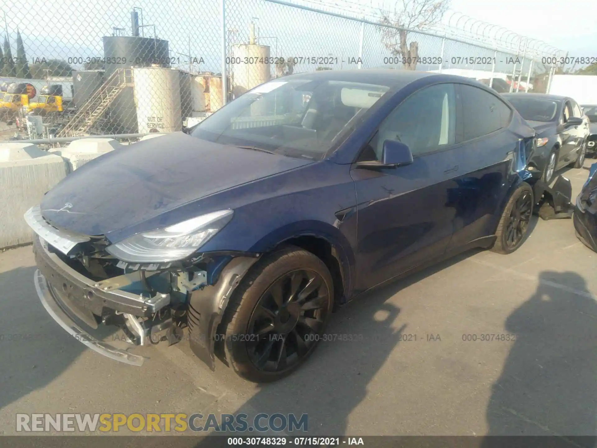 2 Photograph of a damaged car 5YJYGDEEXMF161585 TESLA MODEL Y 2021