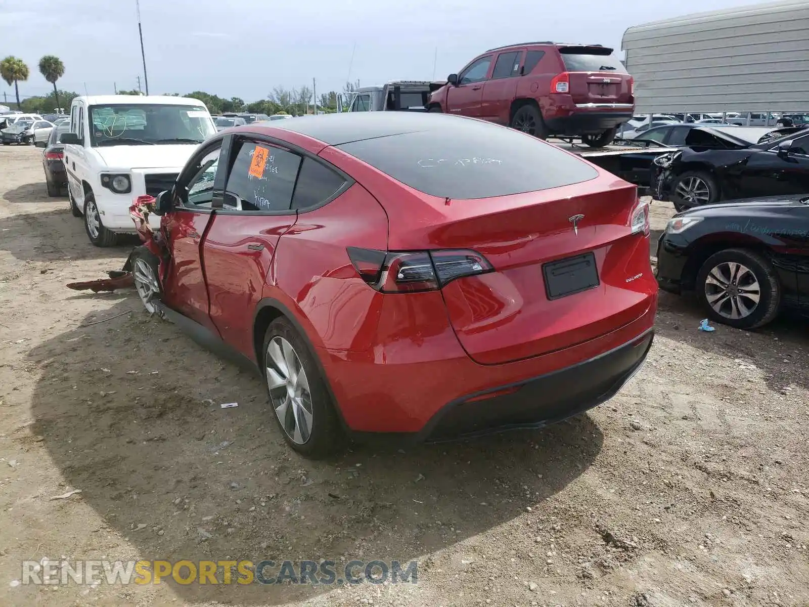3 Photograph of a damaged car 5YJYGDEEXMF177348 TESLA MODEL Y 2021
