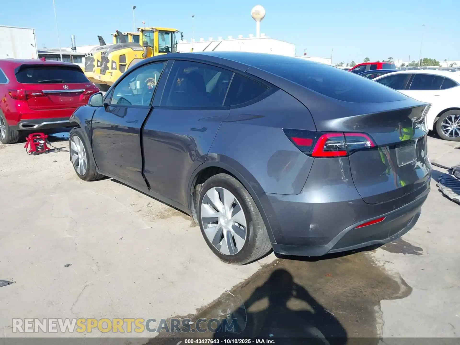 3 Photograph of a damaged car 5YJYGDEEXMF186468 TESLA MODEL Y 2021
