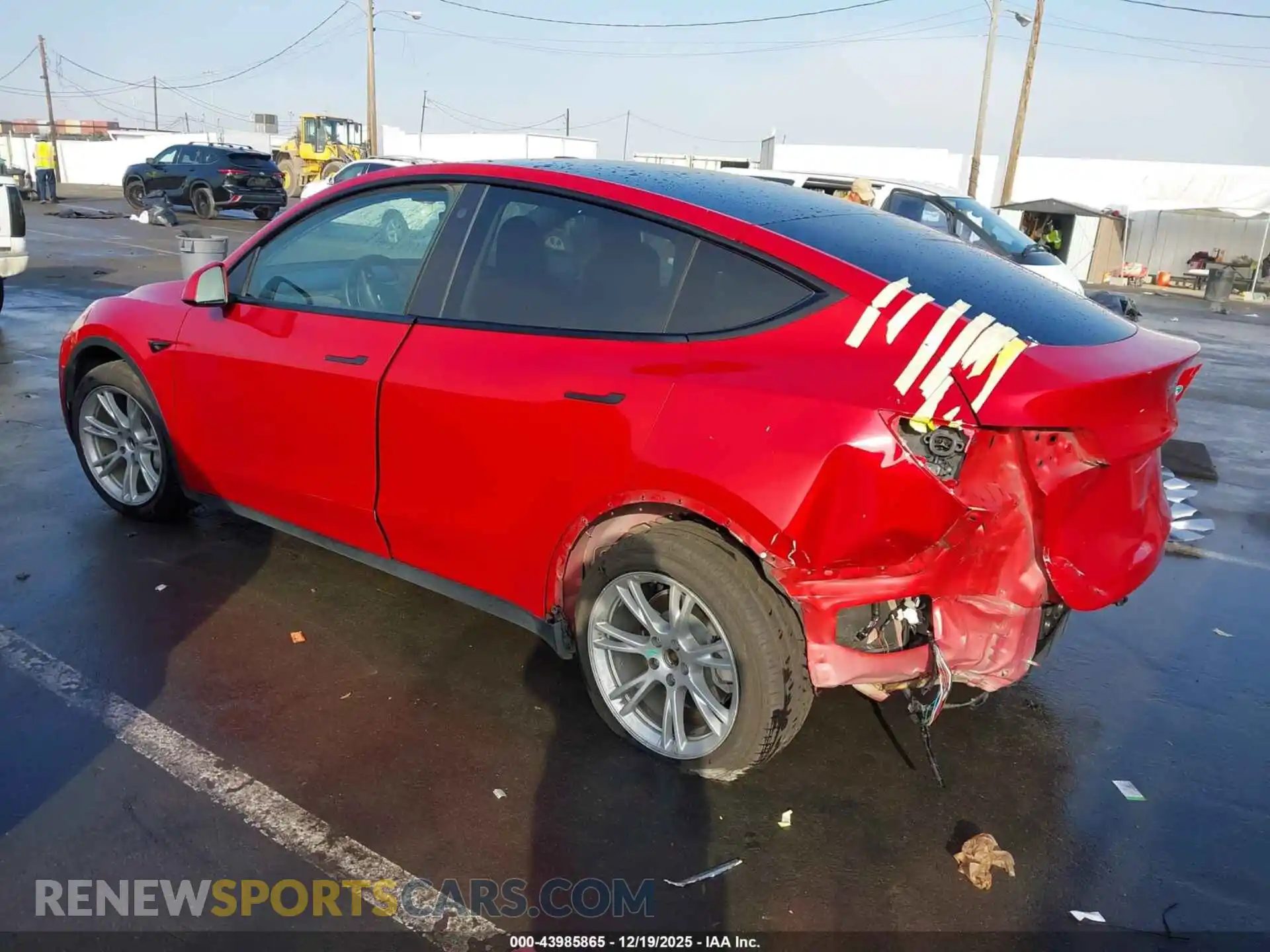 3 Photograph of a damaged car 5YJYGDEEXMF199138 TESLA MODEL Y 2021