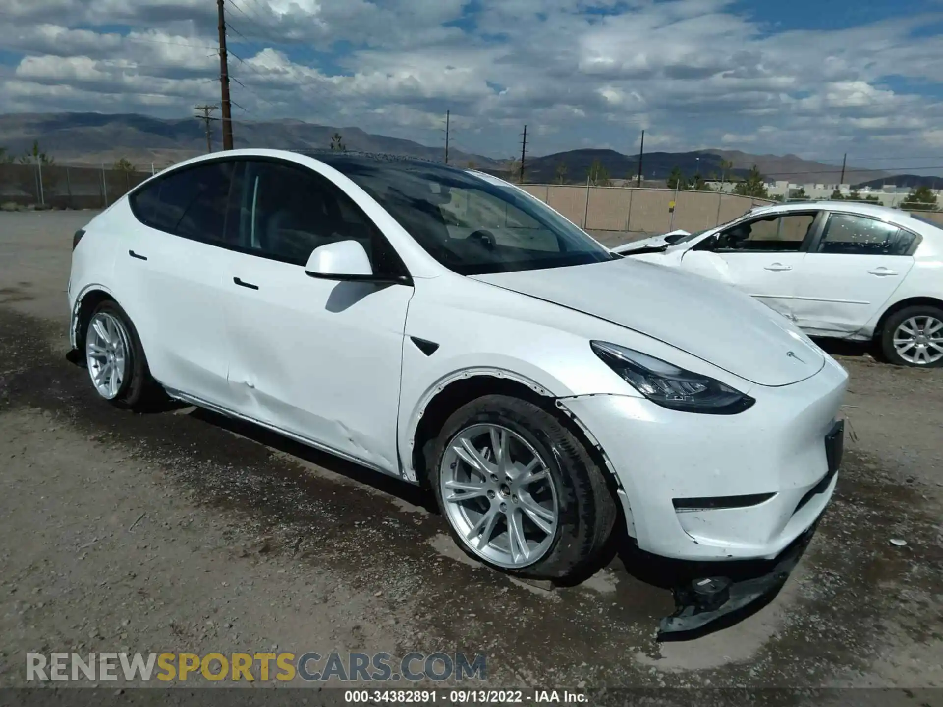 1 Photograph of a damaged car 5YJYGDEEXMF233126 TESLA MODEL Y 2021