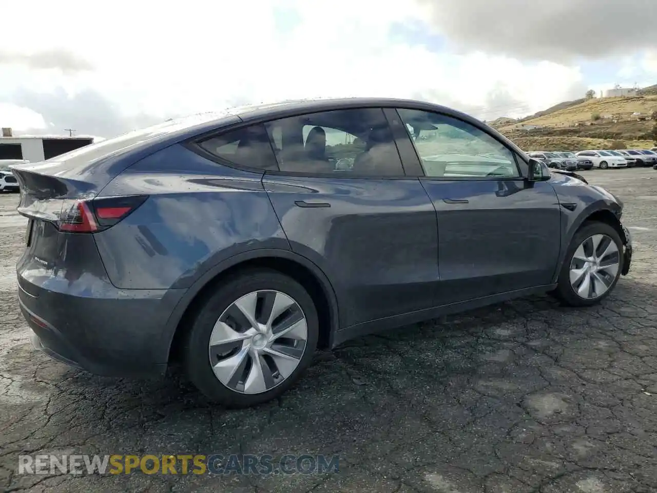 3 Photograph of a damaged car 5YJYGDEEXMF278664 TESLA MODEL Y 2021
