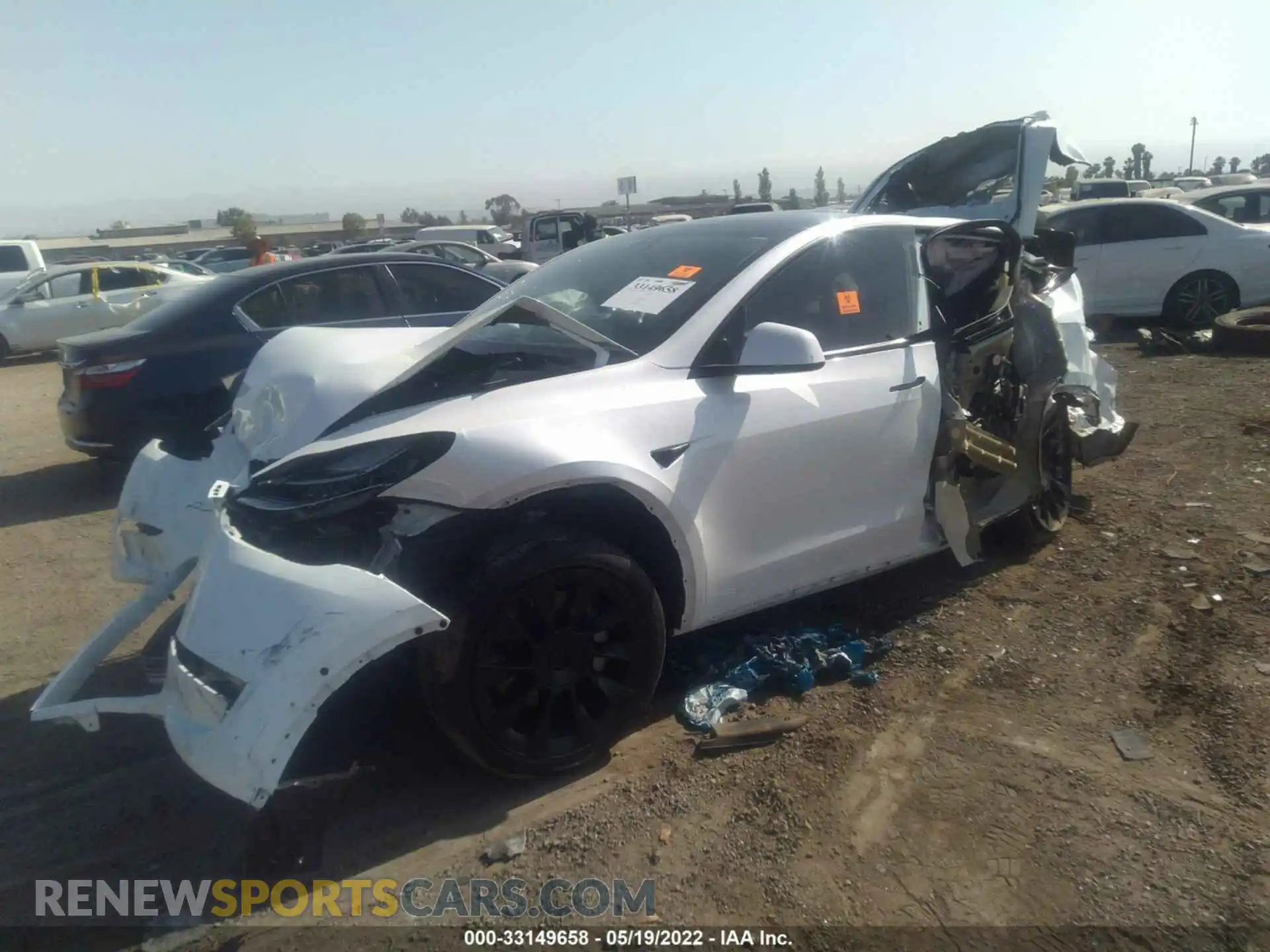 2 Photograph of a damaged car 5YJYGDEEXMF301893 TESLA MODEL Y 2021