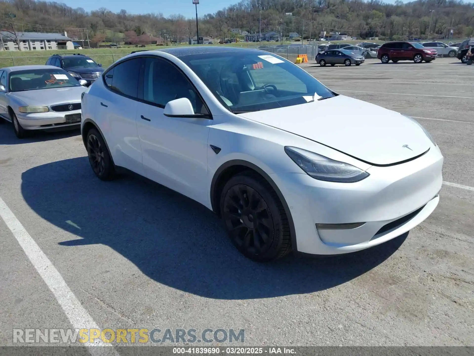1 Photograph of a damaged car 5YJYGDEEXMF304096 TESLA MODEL Y 2021