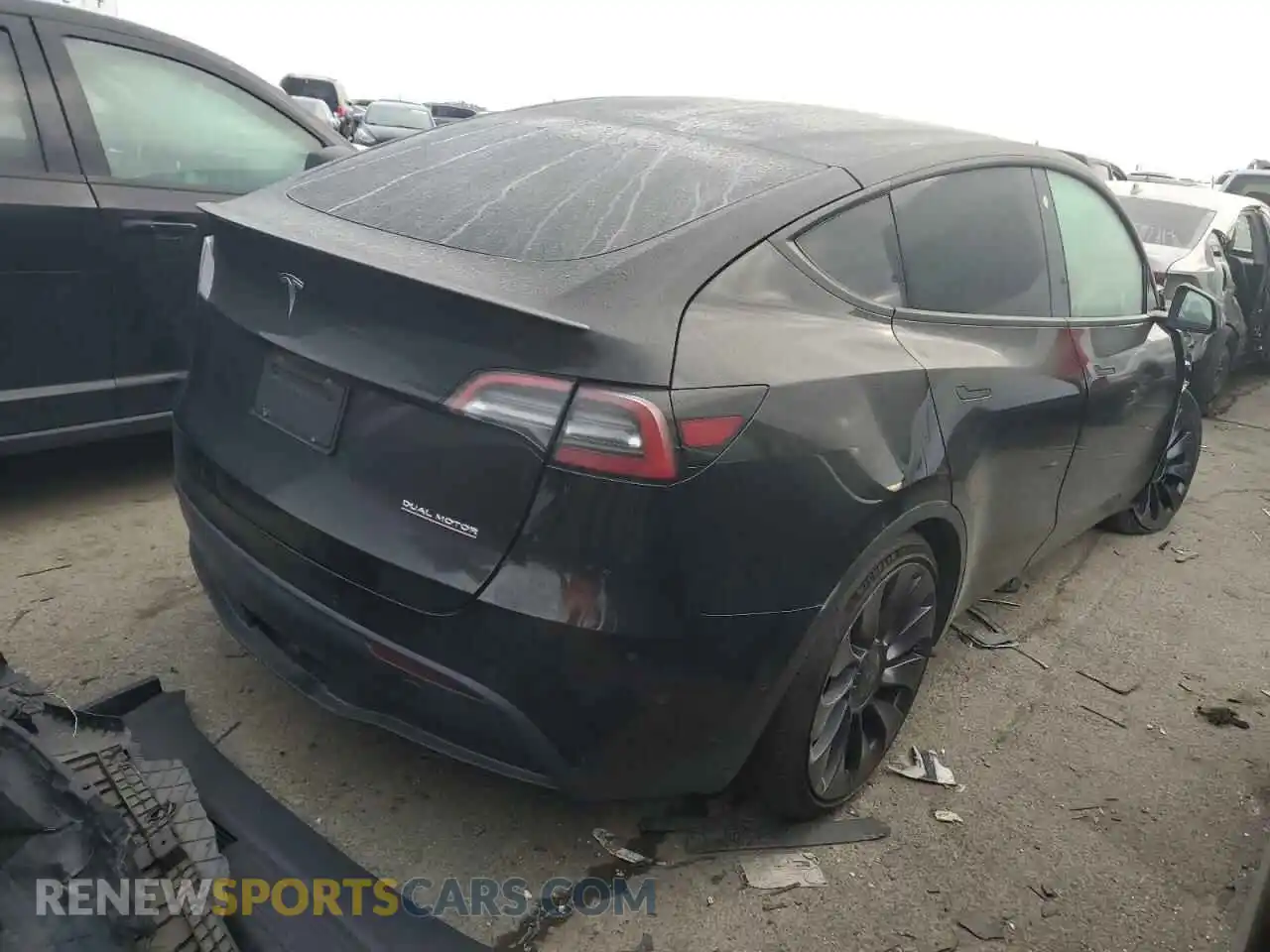 3 Photograph of a damaged car 5YJYGDEF0MF157618 TESLA MODEL Y 2021