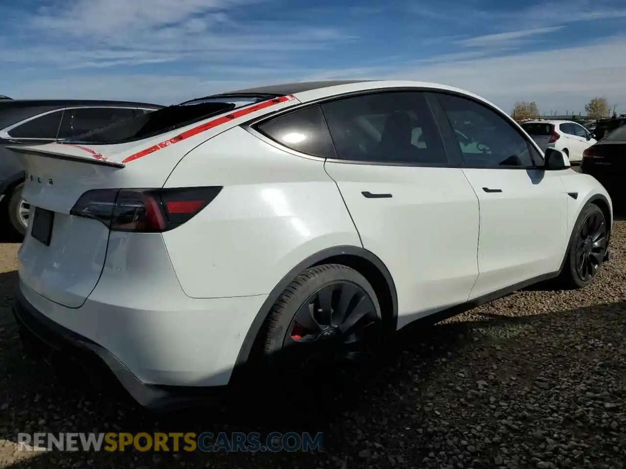 3 Photograph of a damaged car 5YJYGDEF0MF157733 TESLA MODEL Y 2021