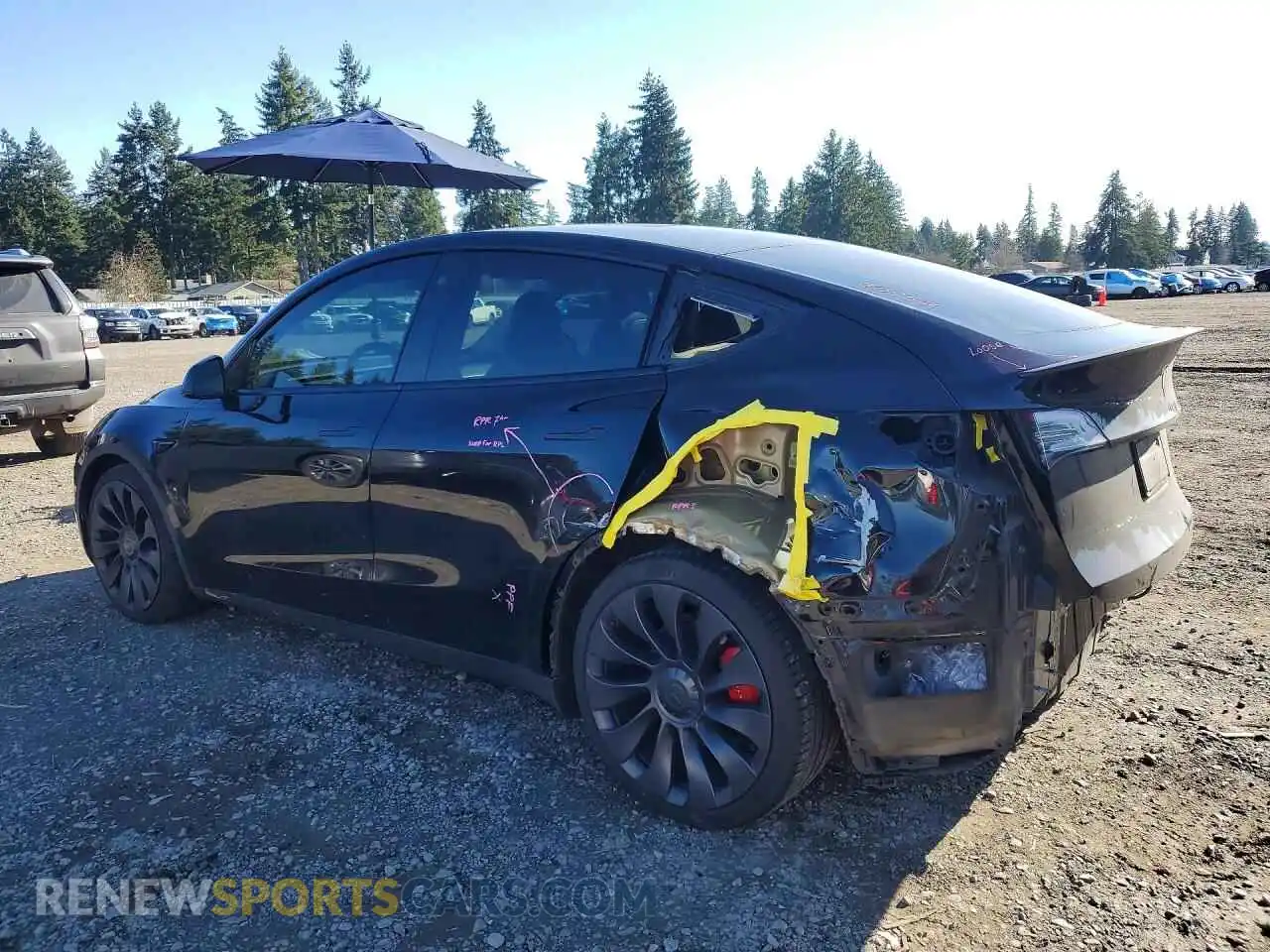 2 Photograph of a damaged car 5YJYGDEF0MF209801 TESLA MODEL Y 2021