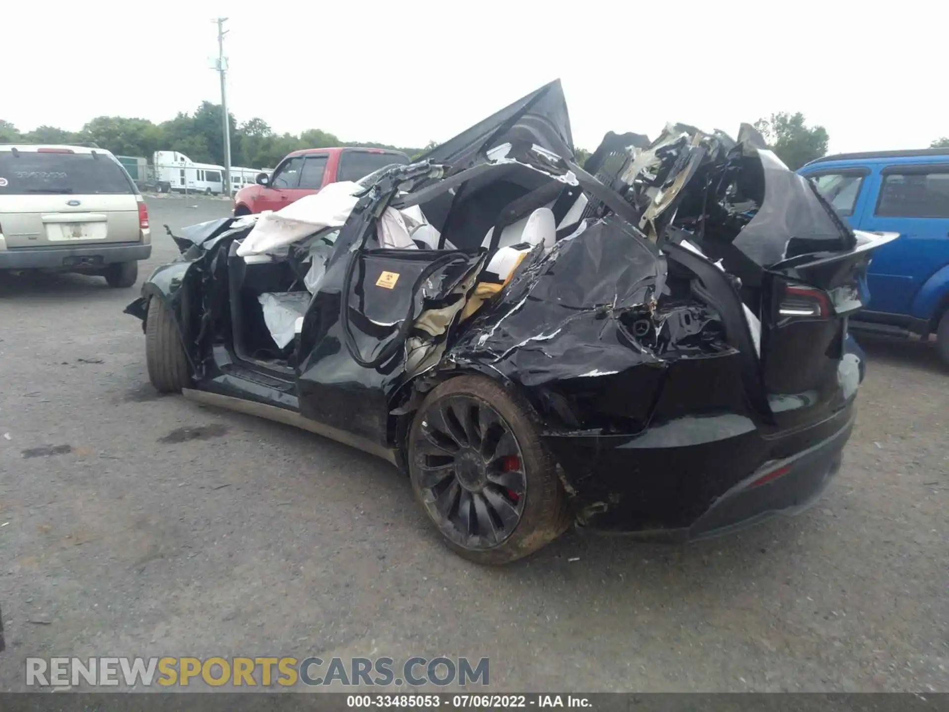 3 Photograph of a damaged car 5YJYGDEF0MF263440 TESLA MODEL Y 2021