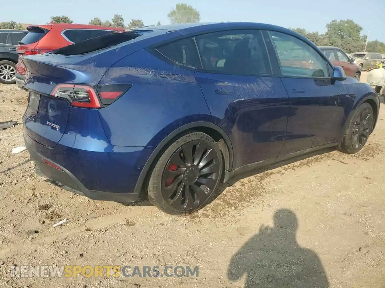 3 Photograph of a damaged car 5YJYGDEF1MF209922 TESLA MODEL Y 2021