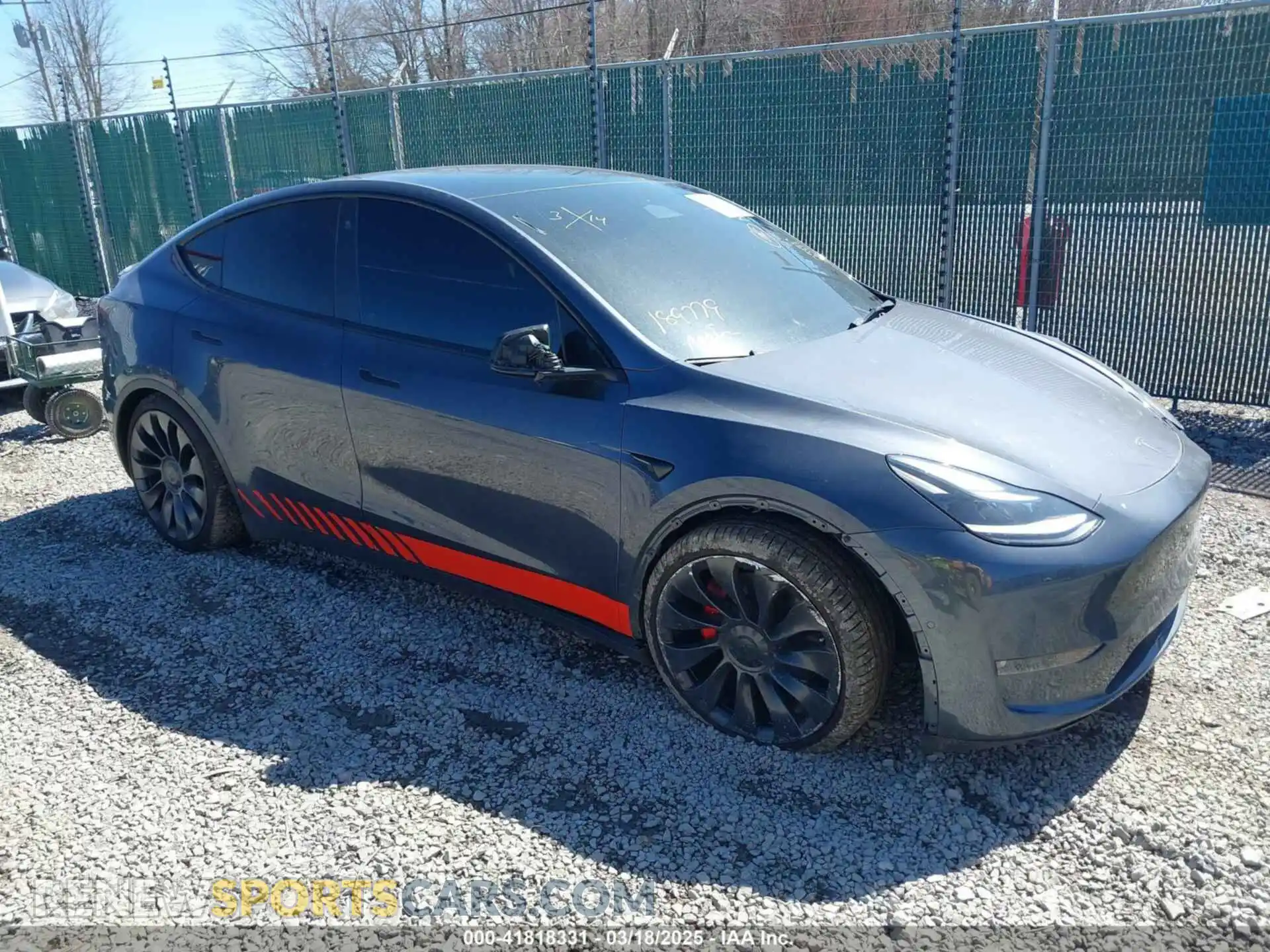 1 Photograph of a damaged car 5YJYGDEF1MF268405 TESLA MODEL Y 2021