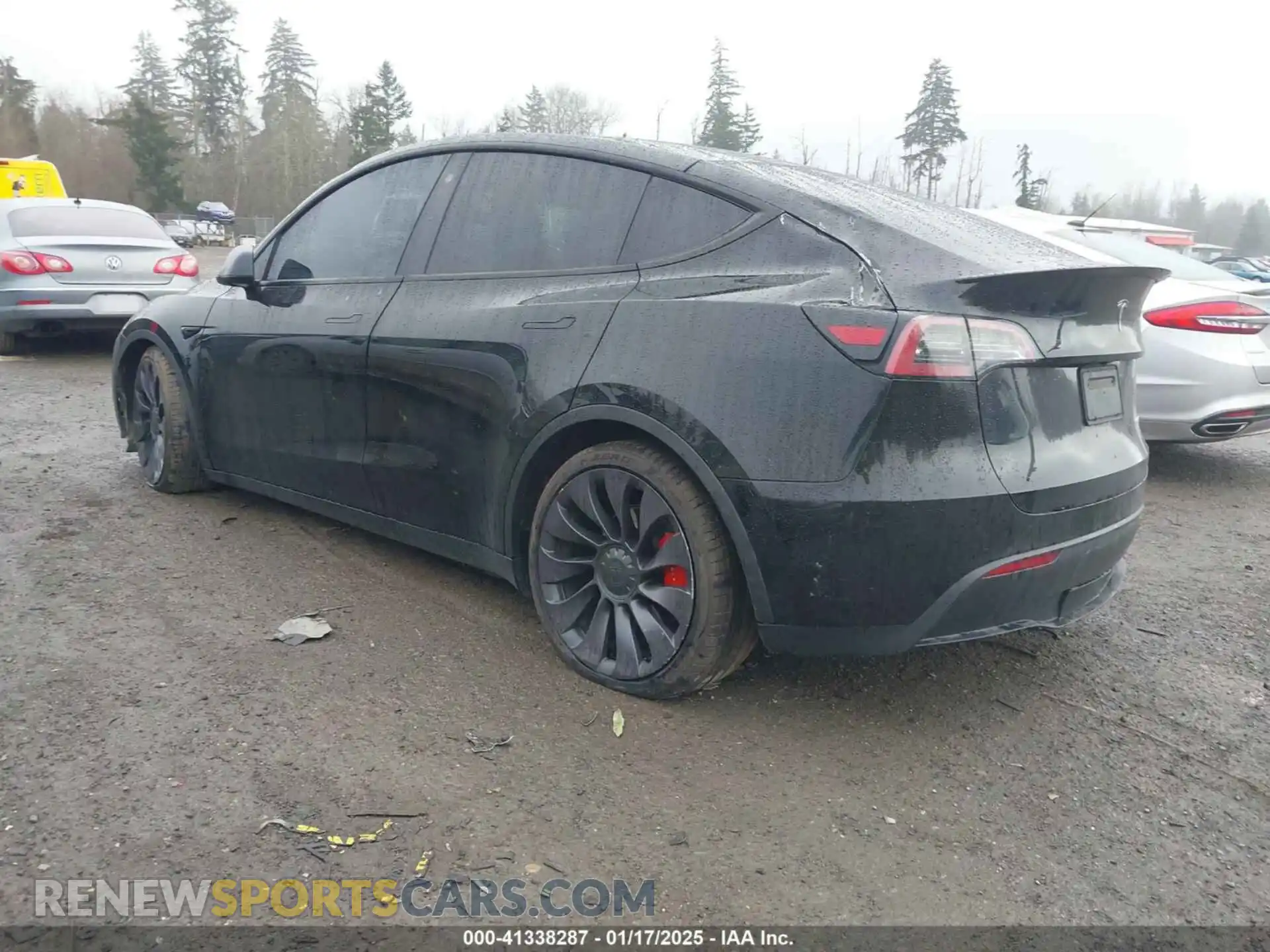 3 Photograph of a damaged car 5YJYGDEF2MF215938 TESLA MODEL Y 2021