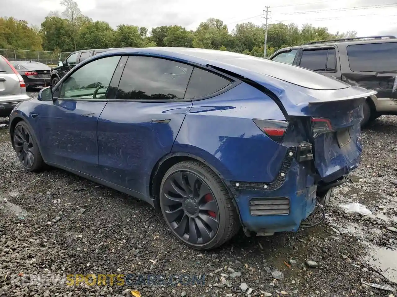 2 Photograph of a damaged car 5YJYGDEF2MF267490 TESLA MODEL Y 2021