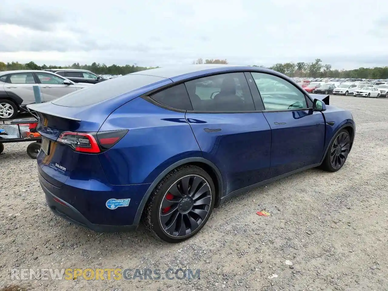 3 Photograph of a damaged car 5YJYGDEF3MF096829 TESLA MODEL Y 2021