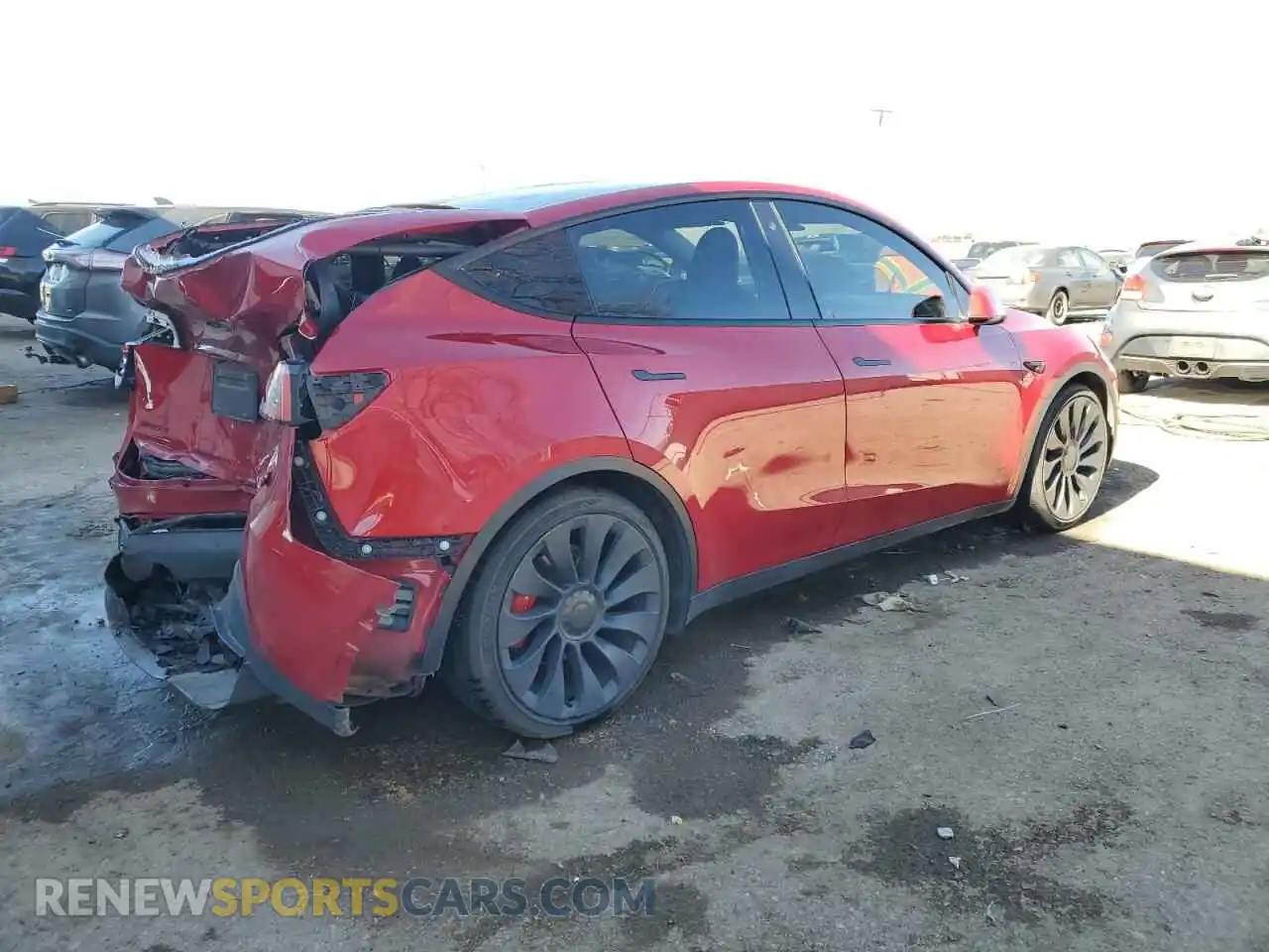 3 Photograph of a damaged car 5YJYGDEF3MF121714 TESLA MODEL Y 2021