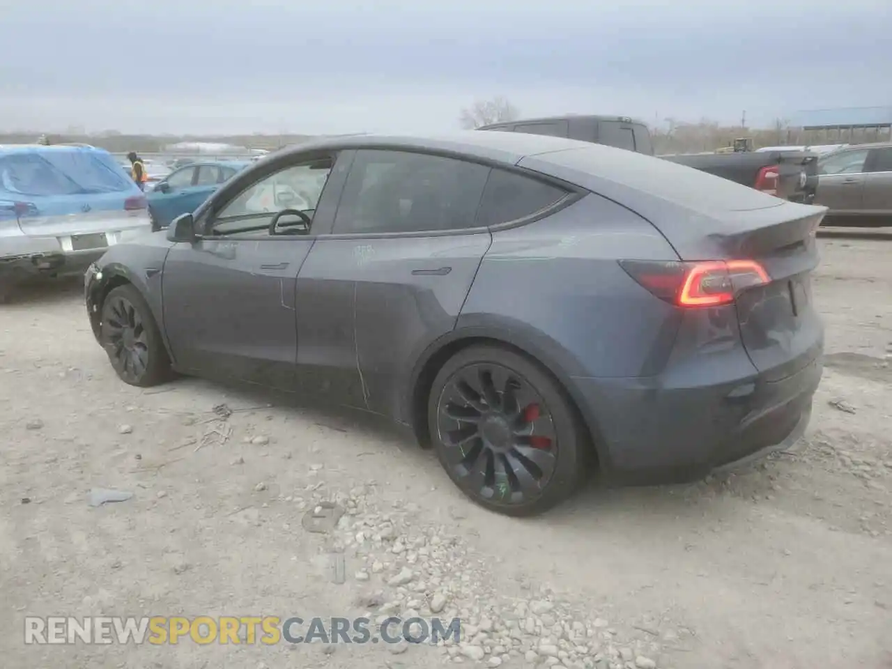 2 Photograph of a damaged car 5YJYGDEF3MF252755 TESLA MODEL Y 2021