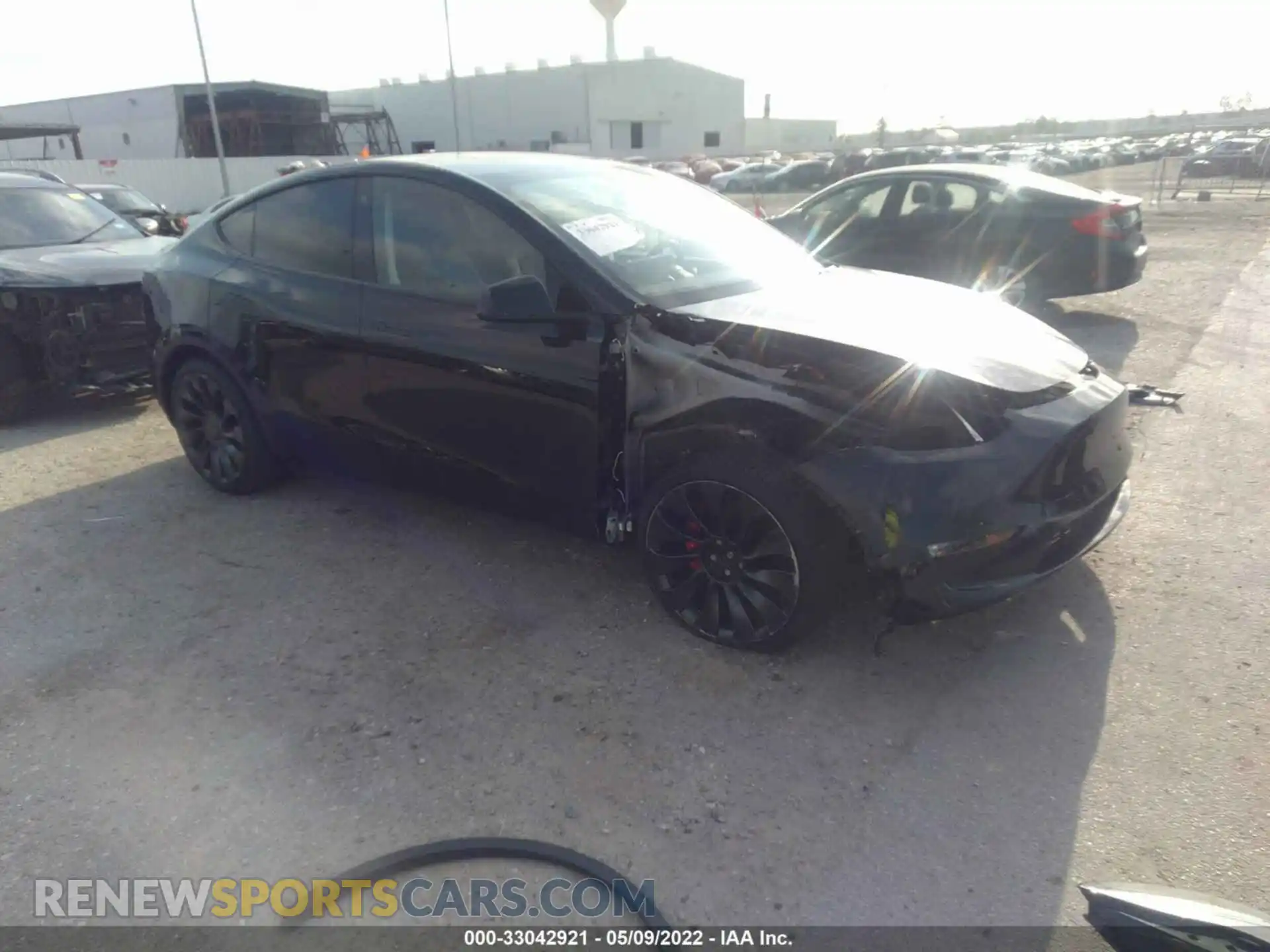 1 Photograph of a damaged car 5YJYGDEF3MF258796 TESLA MODEL Y 2021