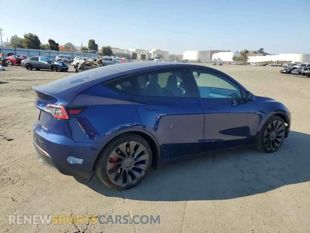 3 Photograph of a damaged car 5YJYGDEF3MF261634 TESLA MODEL Y 2021